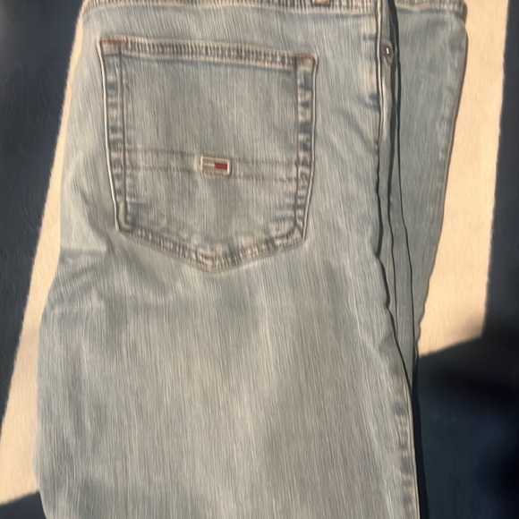 Great pair of worn in but well taken care of jeans - Picture 2 of 3